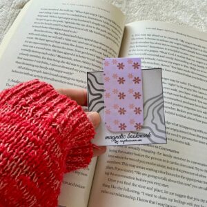 small town magnetic bookmark (copia)
